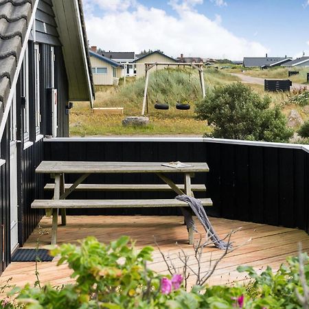 Bjerregård Stunning Home In Hvide Sande With Kitchen מראה חיצוני תמונה