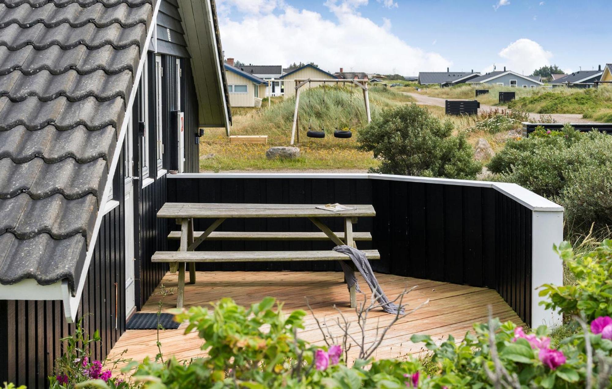Bjerregård Stunning Home In Hvide Sande With Kitchen מראה חיצוני תמונה