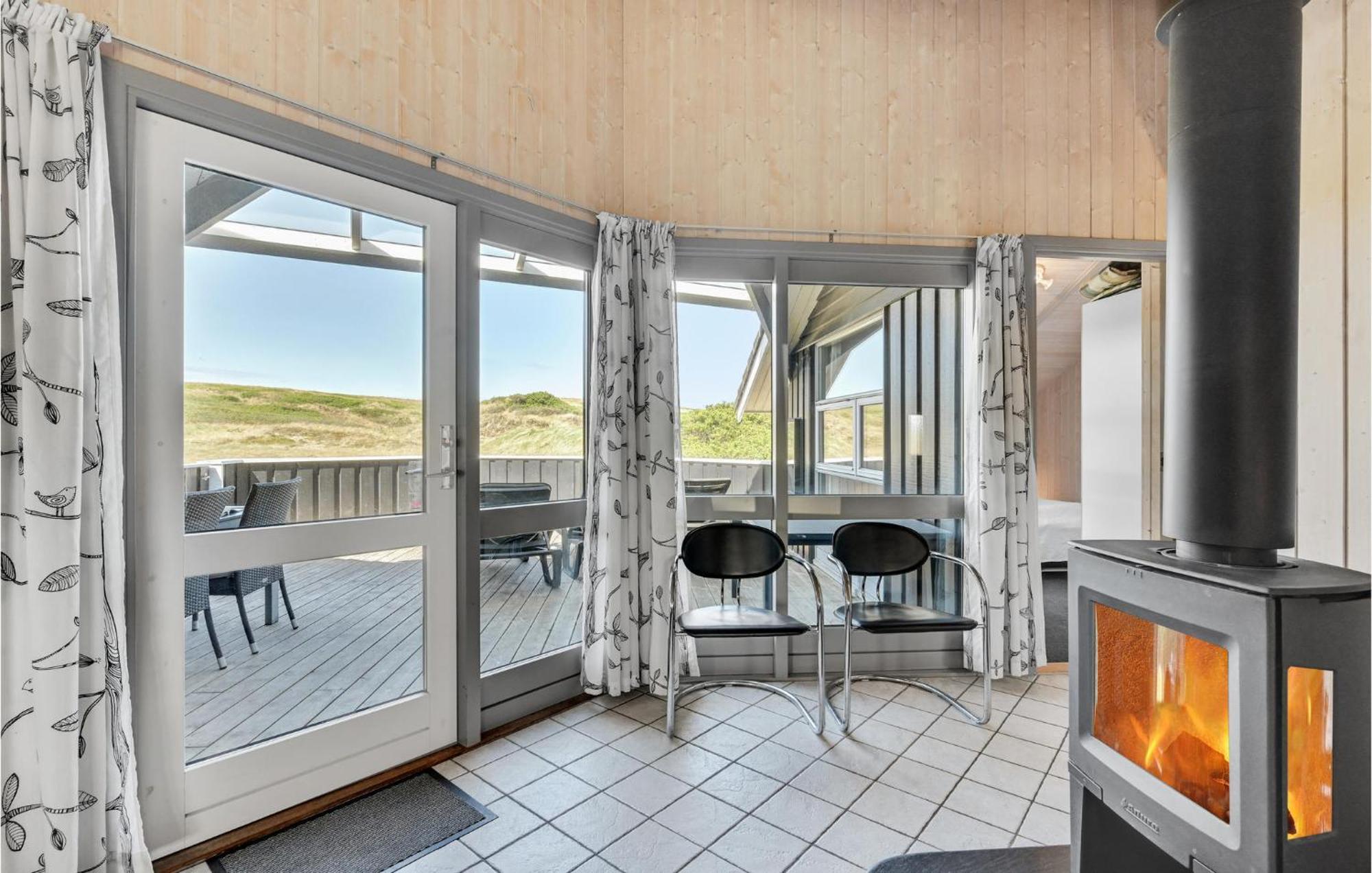 Bjerregård Stunning Home In Hvide Sande With Kitchen מראה חיצוני תמונה